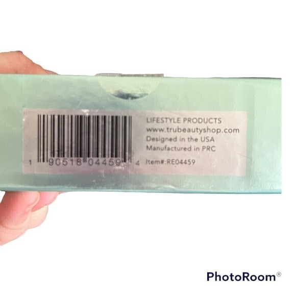 𝅺JADE face roller & serum (3 for $30) - Picture 4 of 5